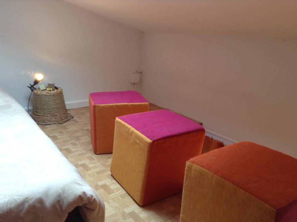 Chinchon Apartment ลีล-ซูร์-ลา-ซอร์ก ภายนอก รูปภาพ